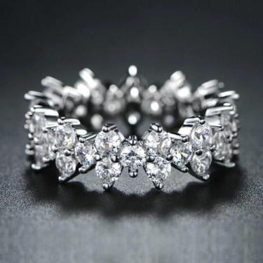 Imagem de Anel de Promessa Feminino com Zircônia Cúbica - Design Luxuoso e Pavim