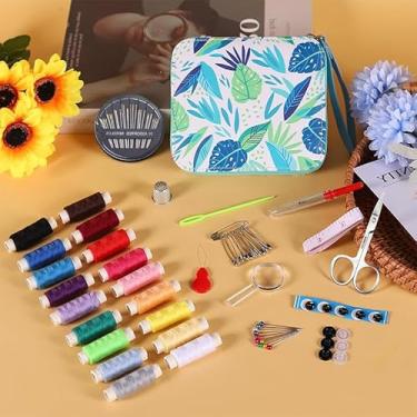 Imagem de Kit de costura para adultos, kit portátil de agulha e linha de impressão de viagem com bolsa com zíper, suprimentos de costura profissional com tesoura, fita métrica, rosqueador de costura e outros