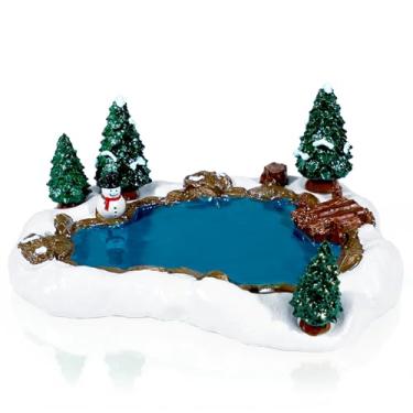 Imagem de Furjane Acessórios Christmas Village Conjunto de lagoa de inverno de resina para patinação no gelo, enfeite de lagoa de inverno em miniatura com mini boneco de neve, pinheiros de neve para paisagem de