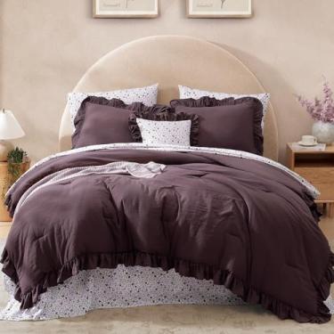 Imagem de BLOOMHAVEN Conjunto de edredom King com 7 peças de cama roxo com babados, cama de fazenda chique gasto em uma bolsa, edredom com babados, lençóis florais, fronhas e fronhas