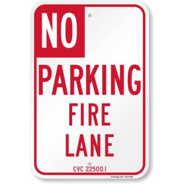 Imagem de SmartSign Placa de metal "No Parking Fire Lane" de 45,7 x 30,5 cm, composto de alumínio de 120 mm (ACM), material reflexivo de grau de engenheiro, vermelho e branco