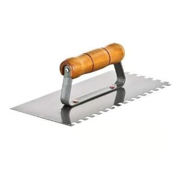 Imagem de Desempenadeira Aço Dentada C/ Cabo Madeira 12 X 25,6cm /8mm - REF: 607