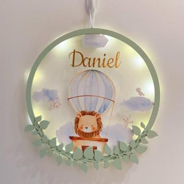 Imagem de Porta Maternidade Balão Leãozinho Acrílico e Espelho Led