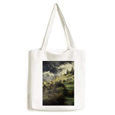 Imagem de Bolsa de lona Village Fog Hill Paisagem Floresta Bolsa de compras casual
