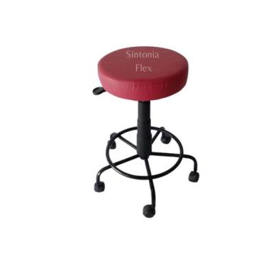 Imagem de Mocho estética com base de ferro com apoio de pé  com rodízio corano r