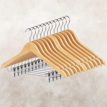 Imagem de Kit Cabide de Madeira com Verniza Presilhas Metálicas Gancho Giratório 360° 44cm, Acabamento Envernizado Natural para Roupas, Blazer, Calça, Camisa e Vestido, 30 unidades