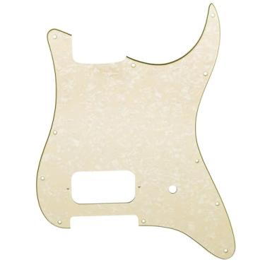 Imagem de Musiclily Pro 11 Furos Single Descoberto Humbucker e Ranhura Potenciômetro Escudo para Guitarra EUA/México Fender Tom Delonge Strat Style, 4 camadas Aged White Perolado