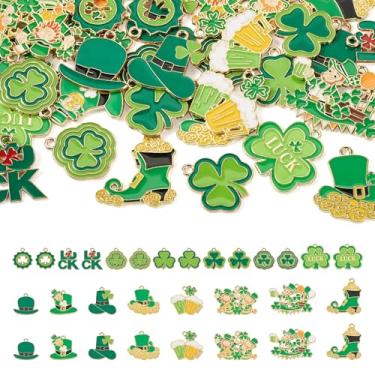 Imagem de 30 pingentes esmaltados de liga de dia de São Patrício, chapéu verde, copo de cerveja, trevo, sapatos humanos, berloque para fazer joias, faça você mesmo, chaveiro, brincos, pulseiras, colar