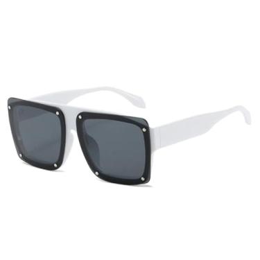Imagem de Óculos de Sol Femininos com Lentes Degradê UV400 Estilo Vintage Masculino com Rebites e Design Punk (Branco e Cinza)