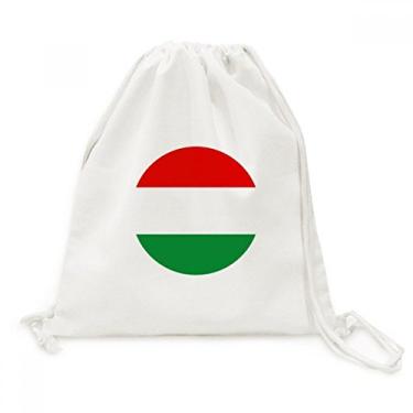 Imagem de Mochila de lona com cordão e símbolo da Hungria com bandeira nacional da Europa