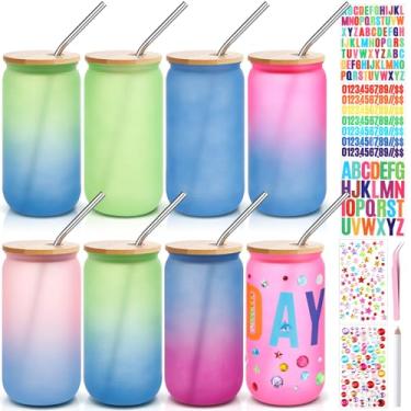 Imagem de Yetene 8 peças de copos de plástico de 473 ml com tampas e canudos, potes de acrílico com tampas de bambu, potes de vidro com adesivo e diamante para decoração DIY, canecas bebendo para água, bebida
