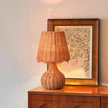 Imagem de Candeeiro de mesa Ziqqeelam Rattan para quarto, Boho Small Spaces