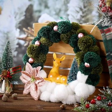 Imagem de Janinka Decorações de guirlanda de Natal de 30 cm com pompom de Natal com renas, coroa de flores de Natal, para decoração interna e externa