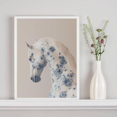 Imagem de Quadro Decorativo Cavalo Soft Flores Azuis 33X24Cm - Vidro
