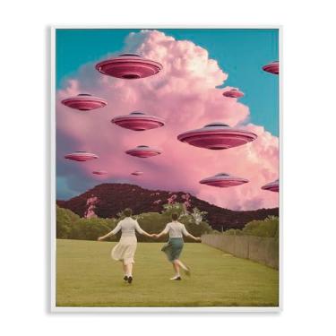 Imagem de Stupell Industries Pick Me Alien Invasion Design de parede giclée emoldurado branco por Mary Urban, 16 x 20