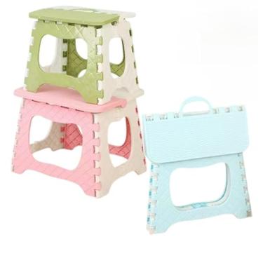 Imagem de Banquinho Dobrável de Plástico 100kg - Banqueta Resistente para Viagem(BEGE)