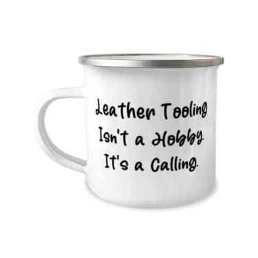 Imagem de Caneca especial de couro para campista de 355 ml, ferramentas de couro não é um hobby. É um chamado, presente para homens e mulheres, presentes divertidos de