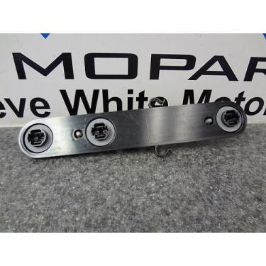 Imagem de 2007-2011 DODGE NITRO TAIL LIGHT LÂMPADA SOQUETE PLACA DE CIRCUITO PARAR DE GIRCUITO MOPAR DE FREIO OEM