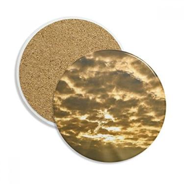 Imagem de Céu Escuro, Sol, Nuvens Amarelas, Porta-copos Caneca de Proteção de Mesa Pedra Absorvente