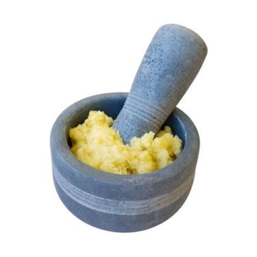 Imagem de Pilão Pedra Sabão Artesanal Moedor Tempero Sem Alterar Sabor - Ô Bichi