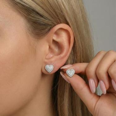 Imagem de Brincos femininos banhados a ouro 14 K, brincos de coração de zircônia cúbica, presente hipoalergênico e brilhante, Medium, Metal, Sem pedra preciosa