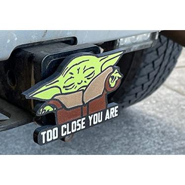 Imagem de Capa de engate de reboque Baby Yoda – muito perto