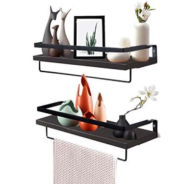 Imagem de homyfort Prateleiras flutuantes para banheiro com trilhos, conjunto de 2, prateleiras de madeira rústica, montadas na parede, com 2 suportes de toalha removíveis para cozinha e quarto (meia-noite)