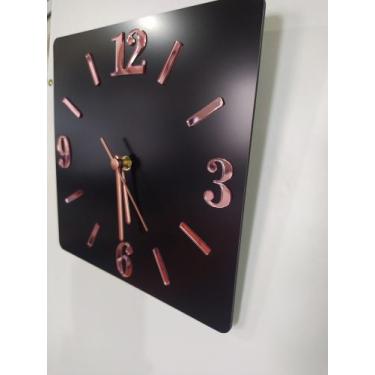 Imagem de Relógio de parede quadrado 25cm preto com algarismos cardinais rosé.(f