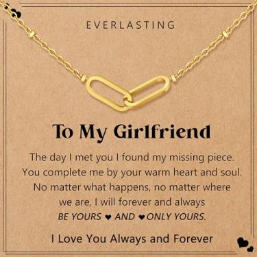 Imagem de JoycuFF Colar banhado a ouro para mulheres, colar de clipe de papel para mulheres, presentes ideais para mãe, avó, irmã e namorada, Aço inoxidável, Sem Pedra Preciosa