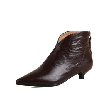 Imagem de TinaCus Bota feminina feita à mão de couro genuíno bico fino salto gatinho baixo corte V botas de cano curto, Marrom, 37