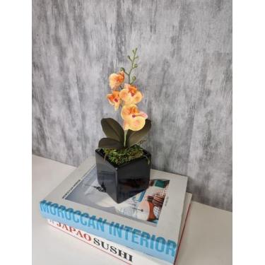 Imagem de Arranjo De Mini Orquídea Laranja Vaso Preto Quadrado - FLORESCER DECOR
