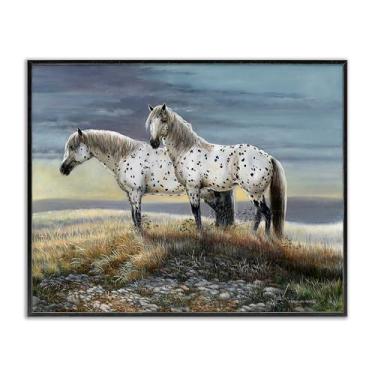 Imagem de Stupell Industries Design de arte giclée emoldurado preto com cavalos brancos manchados por Carolyn Mock, 20 x 16