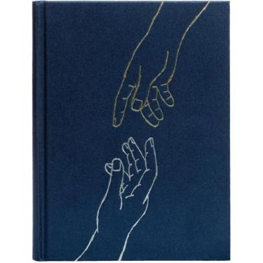 Imagem de Biblia Nvi Com Espaco Para Anotacoes, Tecido Azul Sobre Capa Dura, Leitura Perfeita, Maos Que Oram