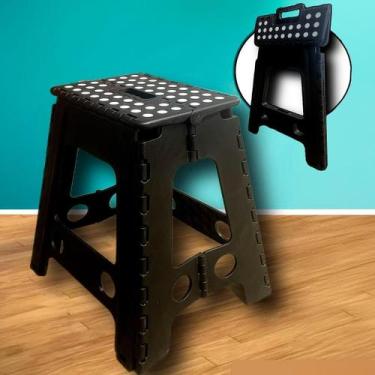 Imagem de Cadeira Portátil Pequena Para Alcançar Objetos No Banheiro - Relet