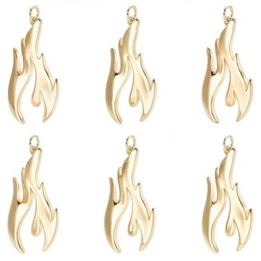 Imagem de Beebeecraft 10 pingentes de fogo, pequenos pingentes de chama, banhados a ouro 18 K com anel de salto para fazer joias, brincos, pulseira, colar, artesanato DIY