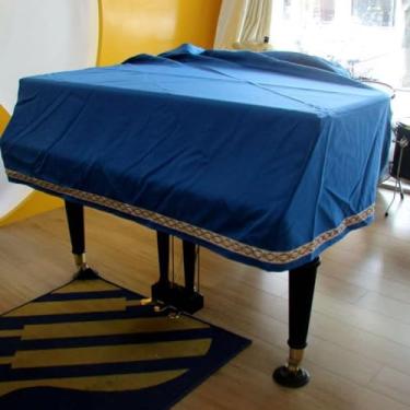 Imagem de 5JJJLOOOPP Capa de piano de cauda, protetor de piano de cauda à prova de poeira, capa de cetim lavável para piano de cauda, capa de piano de cauda para bebê com acabamento de renda bordada (A 1,60 cm