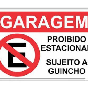 Imagem de Garagem Placa Proibido Estacionar  Grande - 60X40 - Guincho