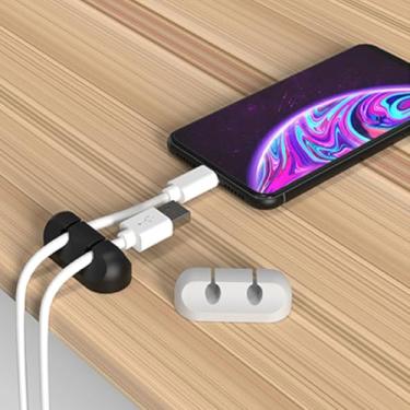 Imagem de Pacote com 2 organizadores de cabos – clipes adesivos para mesa, parede, carro – clipes de gerenciamento de fios para carregador de iPhone, USB, cabos de computador – prendedores de cabos com forte