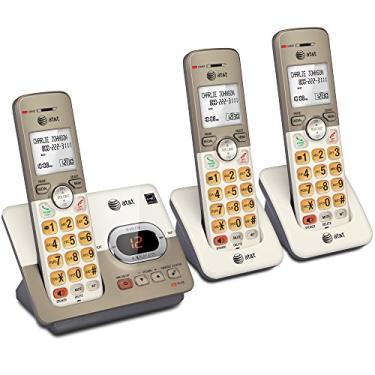 Imagem de AT&T EL52313 Telefone sem fio com 3 monofones com sistema de atendimento e teclas retroiluminadas extra grandes, champanhe claro, 3 aparelhos