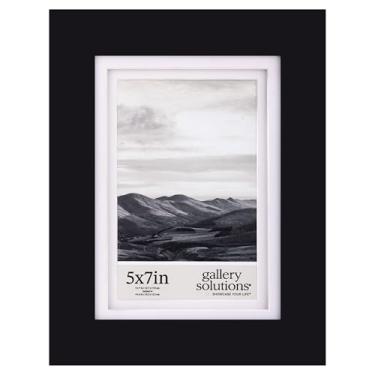 Imagem de Gallery Solutions - Porta-retrato preto plano de 20,3 x 25,4 cm - Suporte de mesa ou parede - para fotos de 12,7 x 17,8 cm com tapete branco duplo - Versátil-elegante para decoração de casa ou