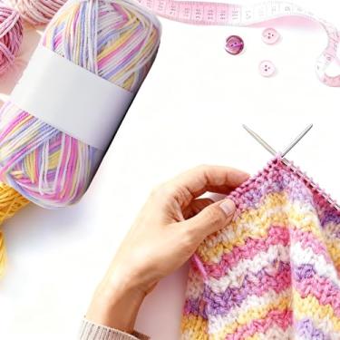 Imagem de 1 fio gradiente que muda de cor - fio de crochê de mistura de algodão acrílico de 4 camadas, artesanato macio feito à mão para cachecóis, chapéus (marshmallow)