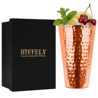 Imagem de BIFFELY Copo de cobre 100% puro – Copos de cobre de tamanho grande de 510 g para água, mule de Moscou, coquetéis e uso diário | Livre de BPA | Vidro martelado feito à mão | Embalagem de presente