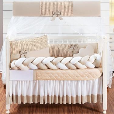 Imagem de Kit Protetor Berço Americano Trançado Menino e Menina Laço Doce de Bebê Bege 12 peças com Saia Box e Travesseiro