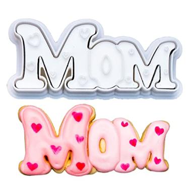 Imagem de Flycalf Presentes para o Dia das Mães Cortadores de Biscoito para Crianças Assar, Forma de Letra da Mãe com Carimbo Conjunto de 4 Peças 3D para Decoração de Bolos, Confeitaria de Cozinha, Utensílios de Biscoito para Festas de Feriado de 8,89 cm