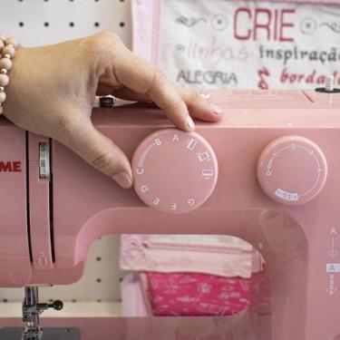 Imagem de Máquina de Costura 3112PK 12 Pontos Costura Diversos Tipos de Tecidos 