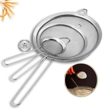 Imagem de Kit com 3 peneiras em aço inox tamanhos P, M e G, com suporte para panelas e travessas, acabamento refinado, resistente, compatível com lava-louças – Qualidade Premium LNSTORE