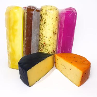 Imagem de Kit Queijos Artesanais da Canastra, 5 Variedades + Lombo Artesanal, Provolone, Muçarela, Roquefort Mineiro, Parmesão