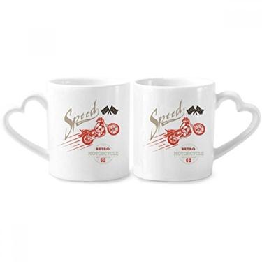 Imagem de Conjunto de canecas de porcelana para casais, contorno de padrão mecânico de motocicleta e coração