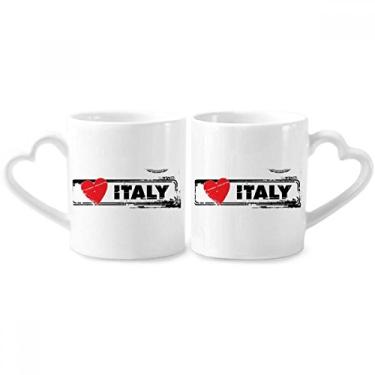 Imagem de Conjunto de canecas de porcelana para casais, com ilustração de coração e palavra I Love Italy