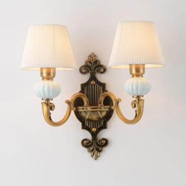 Imagem de Luminária de parede de cristal de luxo europeia, moderna, com LED, para decoração de sala de estar, quarto, escritório, quarto modelo, hotel, casa de campo, corredor (J 2 luzes, 1 peça)